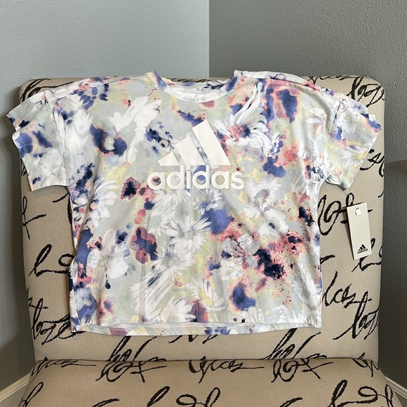 adidas Girls' Short Sleeve Printed Loose Box Tee(Big Kid) - Picture 3 of 5